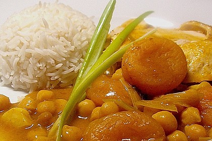 H&auml;hnchenbrust in Aprikosen - Curry - Sauce