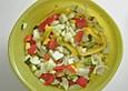 Zucchini, eingelegt mit Paprika und Knoblauch
