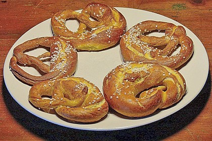 Laugenbrezeln