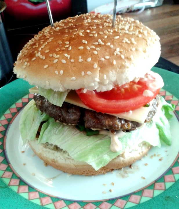 Riesenhamburger für 6 Personen von DasOriginal | Chefkoch.de