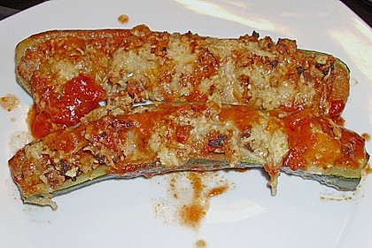 Gefüllte Zucchini 87