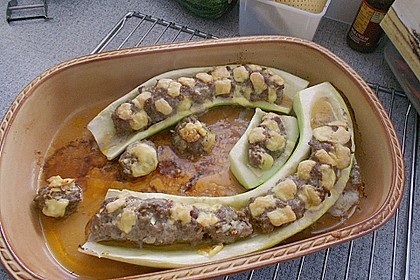 Gefüllte Zucchini 89
