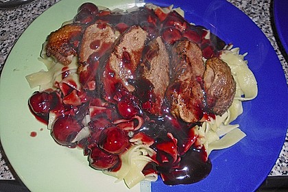 Entenbrust in Rotwein - Kirschso&szlig;e 2