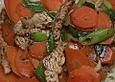 Geschnetzeltes Putenfleisch mit M&ouml;hren und Fr&uuml;hlingszwiebeln