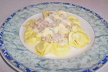 Tortellini in Gorgonzolasauce 2