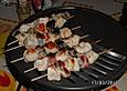 H&uuml;hnerspie&szlig;e mit Speckpflaumen vom Grill