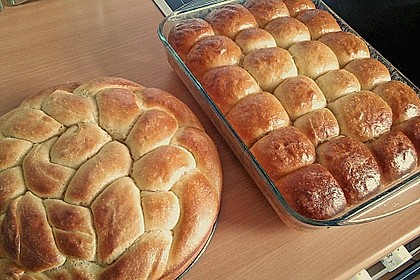 Hefeteig der immer gelingt, hier als Rohrnudeln oder Fr&uuml;chte - Guglhupf 13