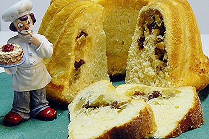Hefeteig der immer gelingt, hier als Rohrnudeln oder Fr&uuml;chte - Guglhupf 1