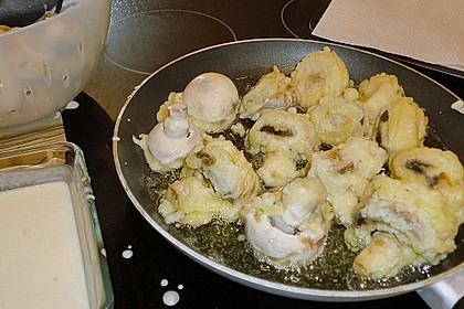Gebackene Auberginen im Teigmantel