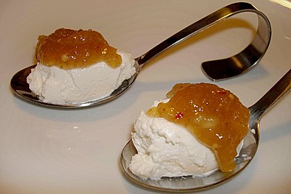 Senf mit frischen Feigen