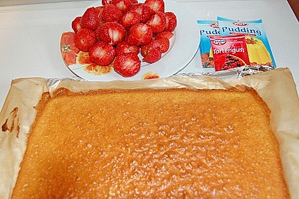 Erdbeerkuchen mit Vanillepudding 25