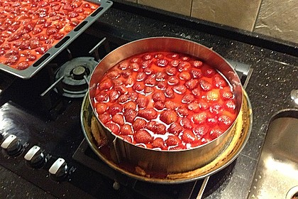 Erdbeerkuchen mit Vanillepudding 40