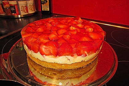 Erdbeerkuchen mit Vanillepudding 8