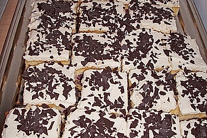 Kirsch - Eierlikör - Blechkuchen mit Schmand - Sahne 56