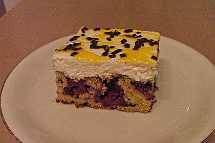 Kirsch - Eierlikör - Blechkuchen mit Schmand - Sahne 21