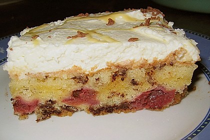 Kirsch - Eierlikör - Blechkuchen mit Schmand - Sahne 17