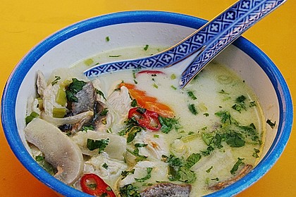 Tom Kha Gai - die berühmte Hühnersuppe mit Kokosmilch und Galgant 11