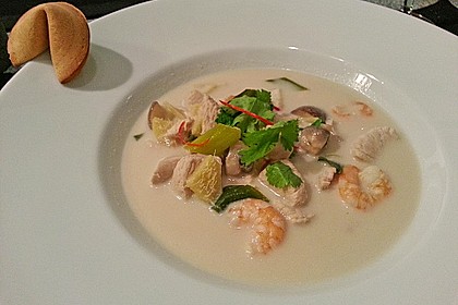 Tom Kha Gai - die berühmte Hühnersuppe mit Kokosmilch und Galgant 19