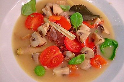 Tom Kha Gai - die berühmte Hühnersuppe mit Kokosmilch und Galgant 20