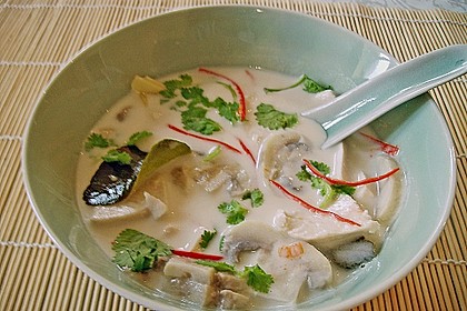 Tom Kha Gai - die berühmte Hühnersuppe mit Kokosmilch und Galgant 7
