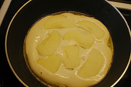 Himmlisch zarte Apfelpfannkuchen 15