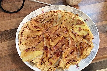 Himmlisch zarte Apfelpfannkuchen 10