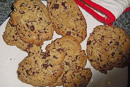 White Chocolate Chip Cookies 2