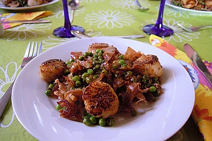 Karamellisierte Jakobsmuscheln auf Erbsen - Gem&uuml;se und Serrano - Schinken 4