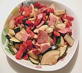 Zucchini - Tomaten - Paprika - Salat (Bild)