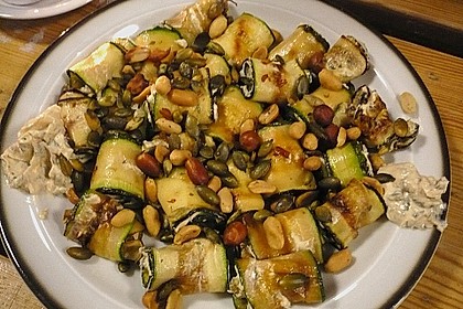 Auberginenröllchen mit Frischkäse 10