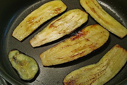 Auberginenröllchen mit Frischkäse 13