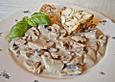 Zwiebel - Speck - Champignonsauce