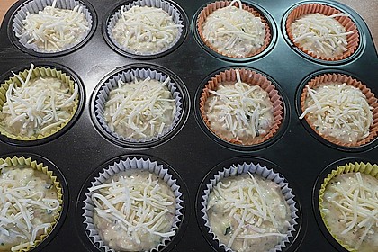 Kr&auml;uter - Knoblauch - Zucchini - Muffins 2