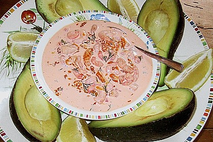 Avocados mit Shrimps - Cocktail
