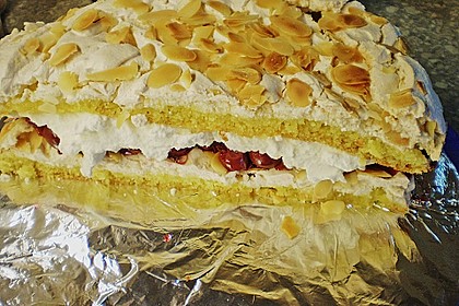 Stachelbeer - Baiser - Torte 3