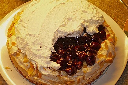 Stachelbeer - Baiser - Torte 5