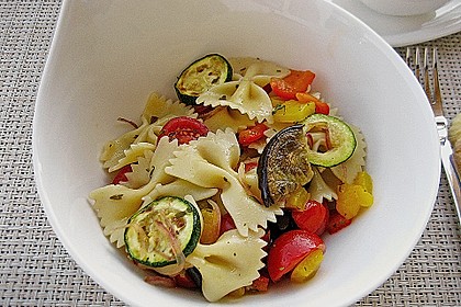 Nudelsalat mediterran 2