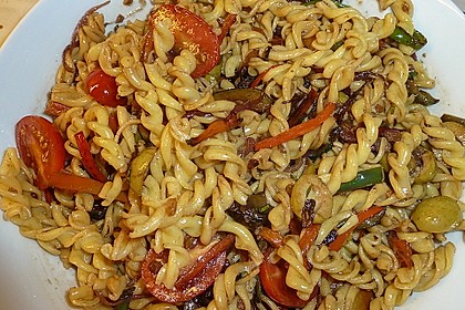Nudelsalat mediterran 5