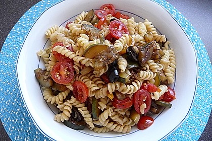Nudelsalat mediterran 1