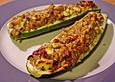 Gef&uuml;llte Zucchini mit Waln&uuml;ssen