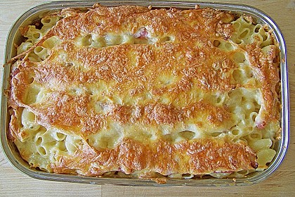 Nudelkuchen mit Schinken und Speck 12