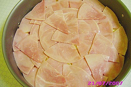 Nudelkuchen mit Schinken und Speck 1