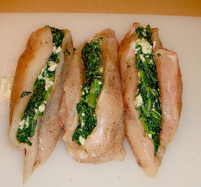 Gefüllte Hähnchenbrust in Marsalasauce auf Gorgonzolaspinat (Rezept mit ...