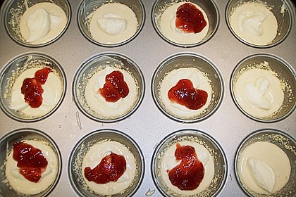 Fruchtige Frischk&auml;se Muffins 1