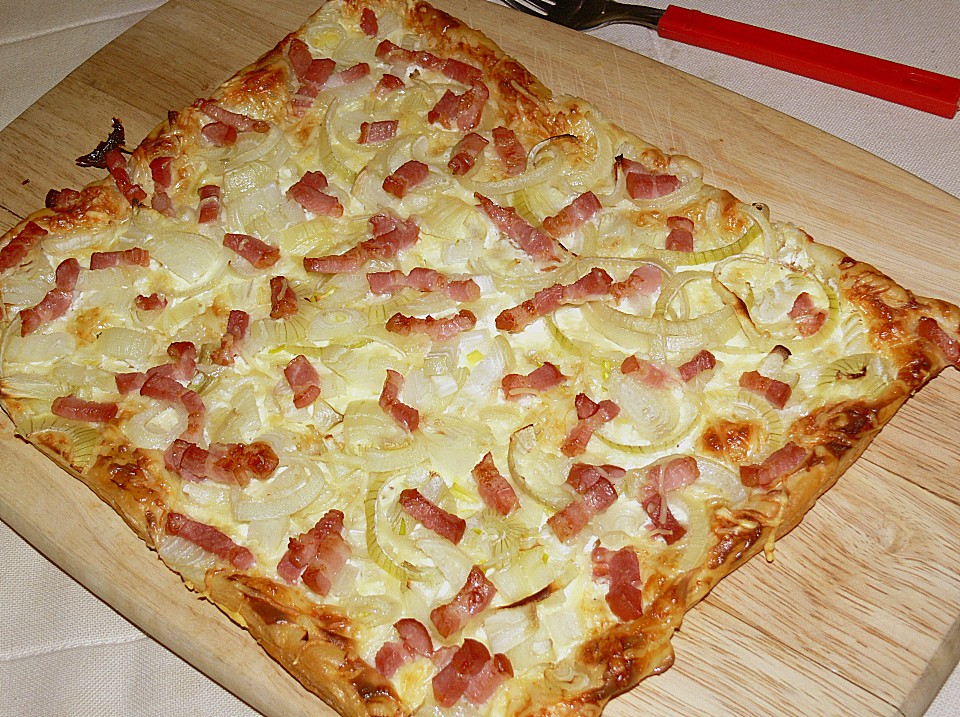 Blätterteig - Pizza (Rezept mit Bild) von Haselmaus00 | Chefkoch.de