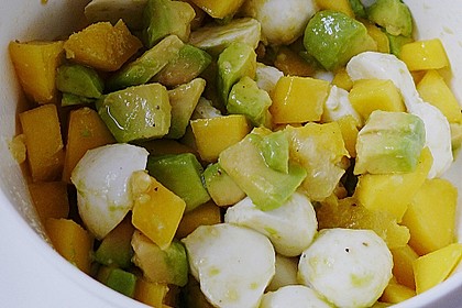 Avocado - Mango - Salat 8
