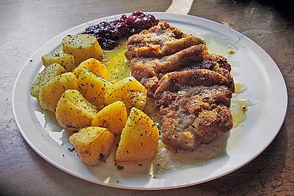 Original Wiener Schnitzel mit Petersilienkartoffeln 2