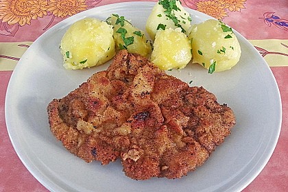 Original Wiener Schnitzel mit Petersilienkartoffeln 39