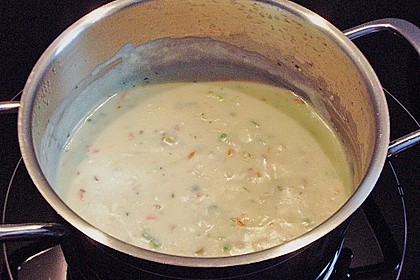 Penne rigate mit scharfer Käsesauce 11