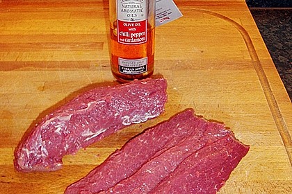 Gef&uuml;llte Lammlachse mit Rosinen - Rotweinsauce NT 1